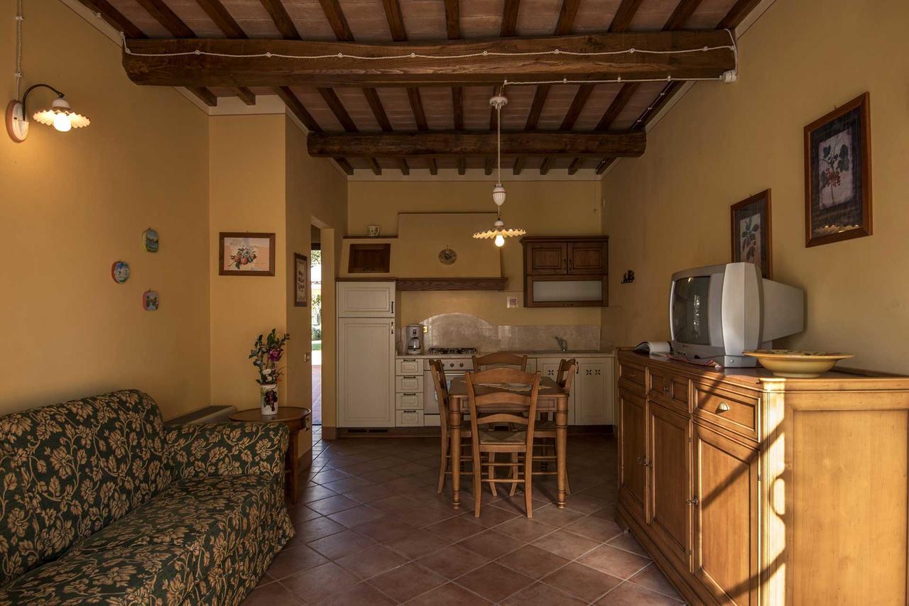 Agriturismo Le Gallozzole Monteriggioni Bagian luar foto